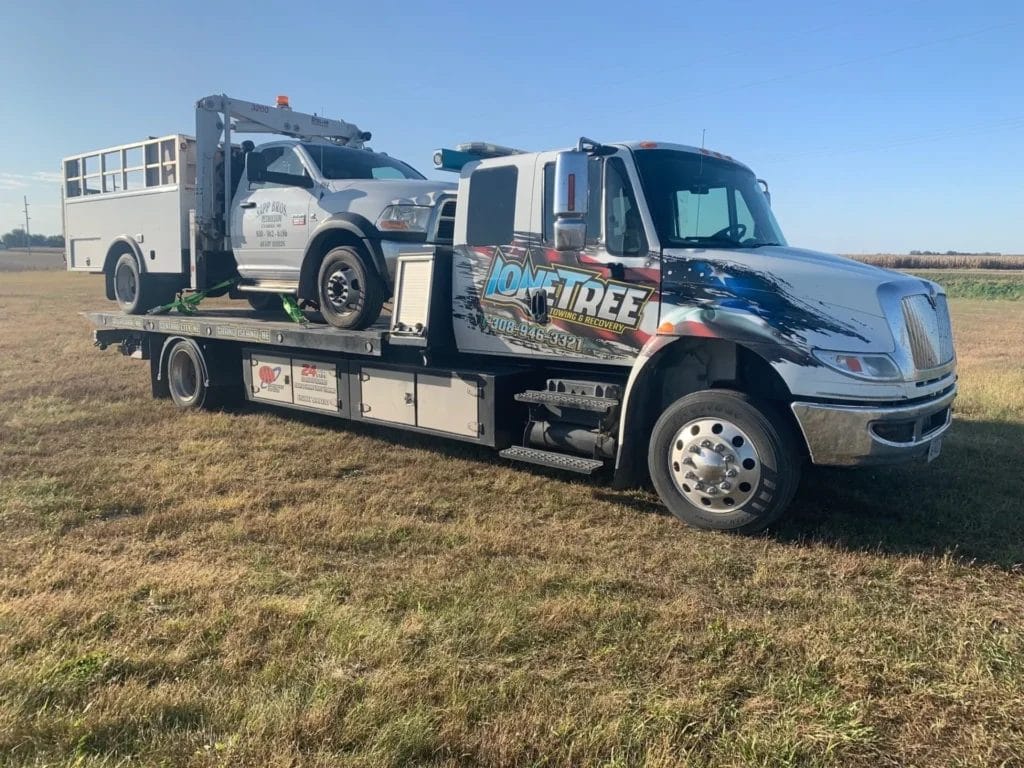 Aurora Towing and Recovery 1 1024x768