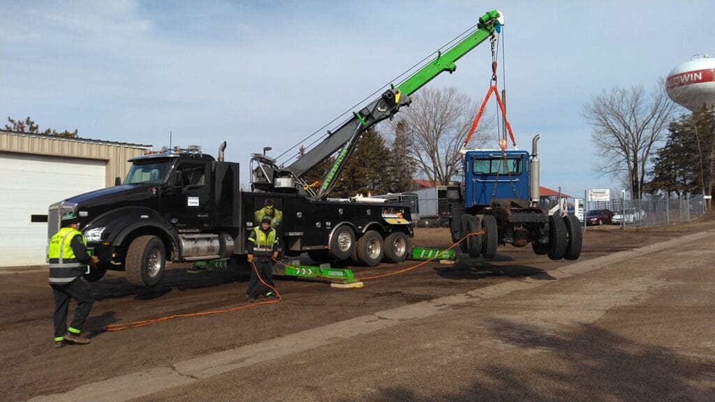 Day Nite Towing LLC 6 1024x576