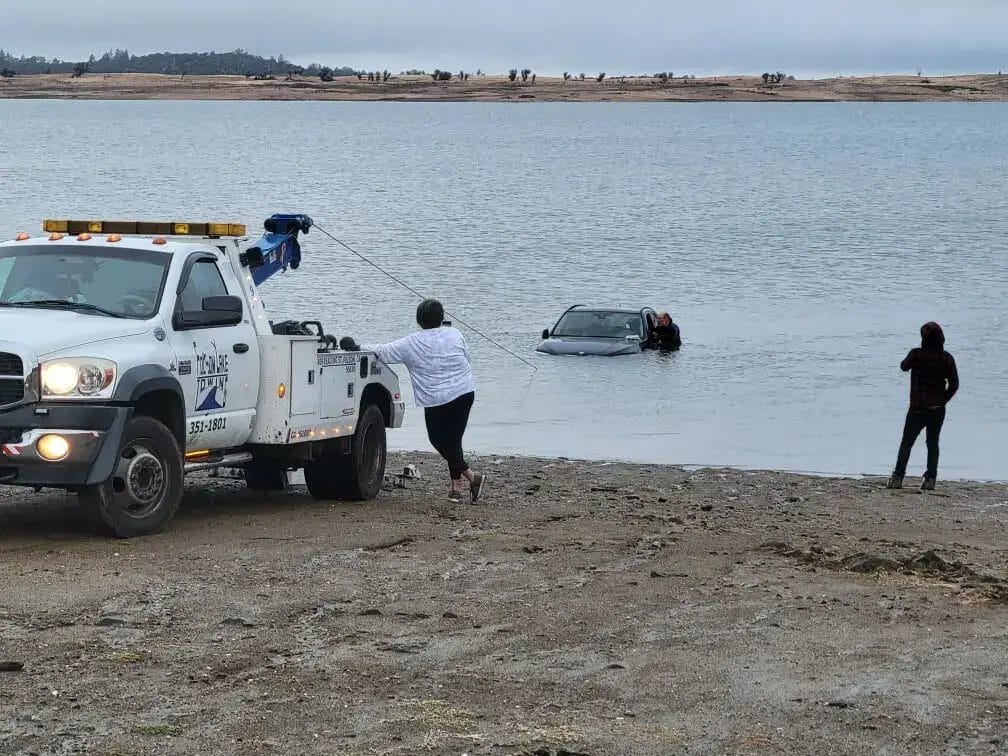 Folsom Lake Towing 2