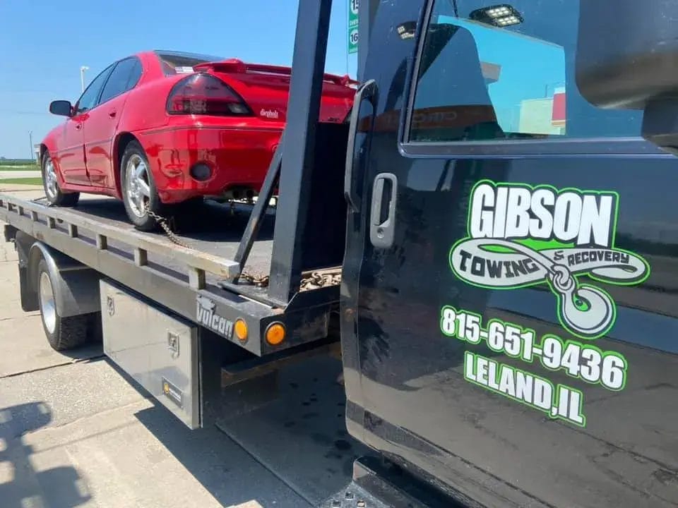 GIBSON TOWING RECOVERY BUYING OF JUNK VEHICLES 3