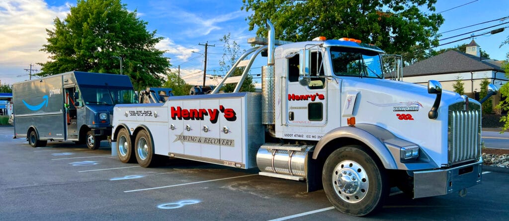 Henrys Towing Services1 1024x446