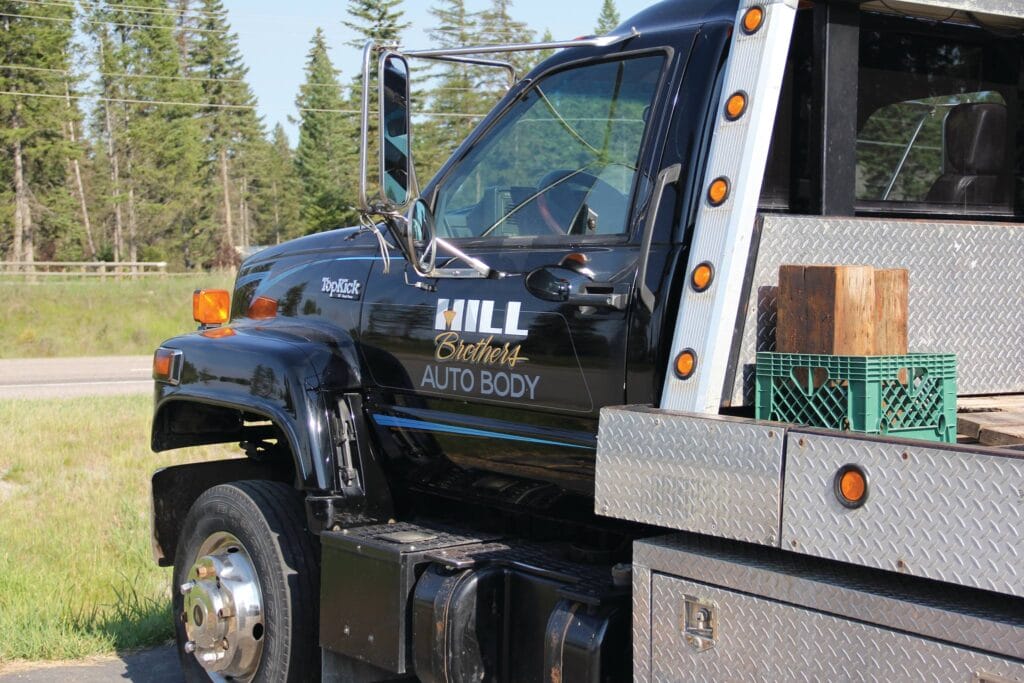 Hill Brothers Auto Body Towing 2 1024x683