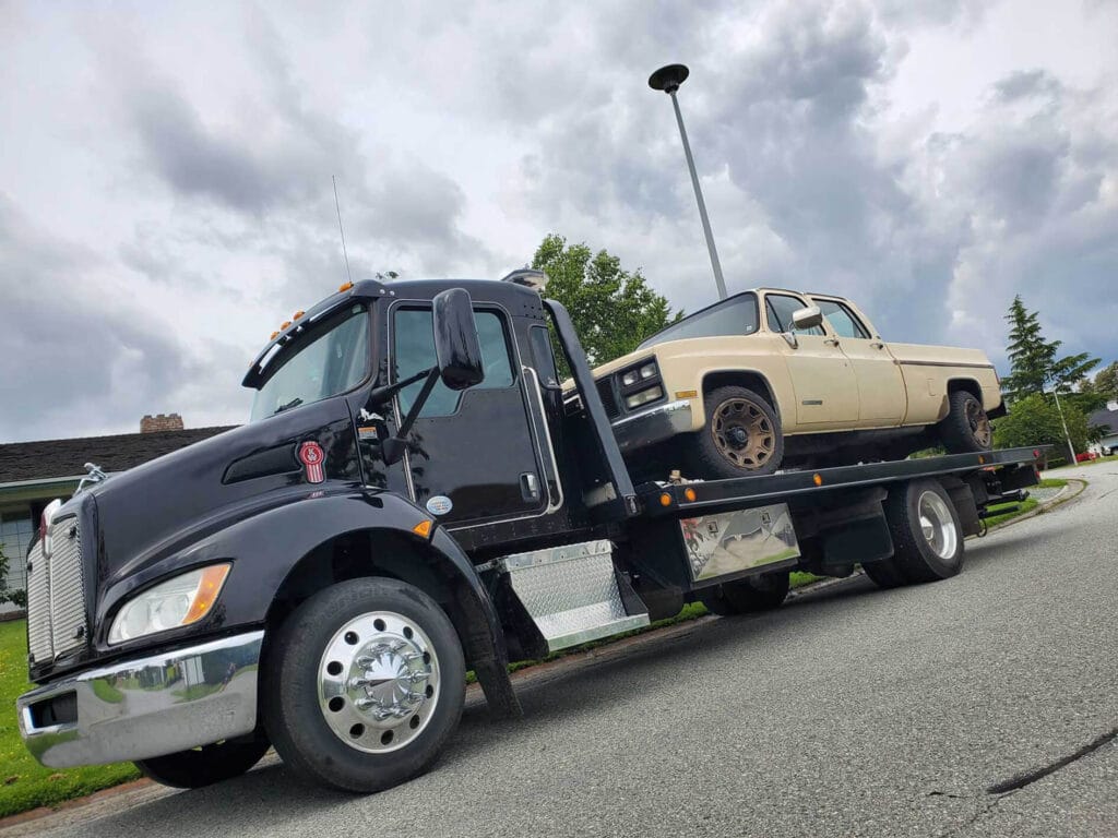 tow truck in Des Moines IA 1024x768 1