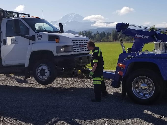 Pro Tow North Bend 24 Hr Towing 2