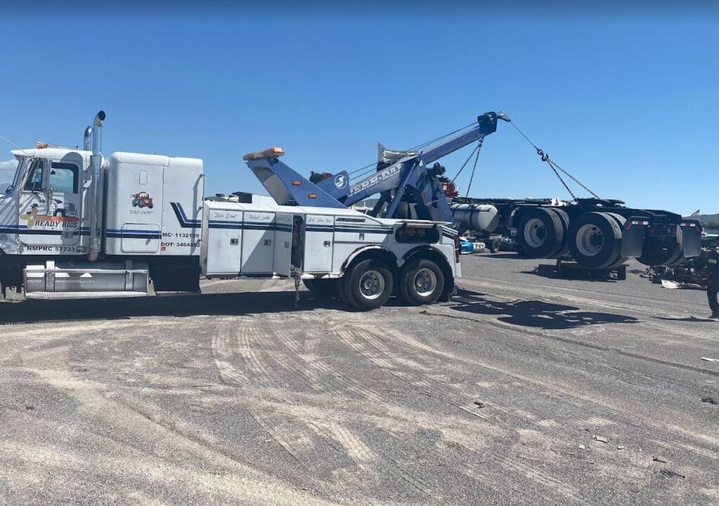 Ready Rigs Towing LLC 2 1024x721