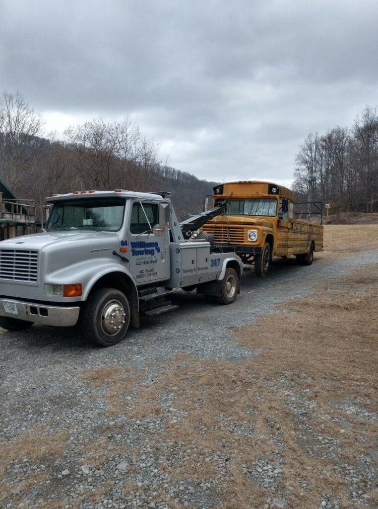 Williams Towing LLC 4 762x1024