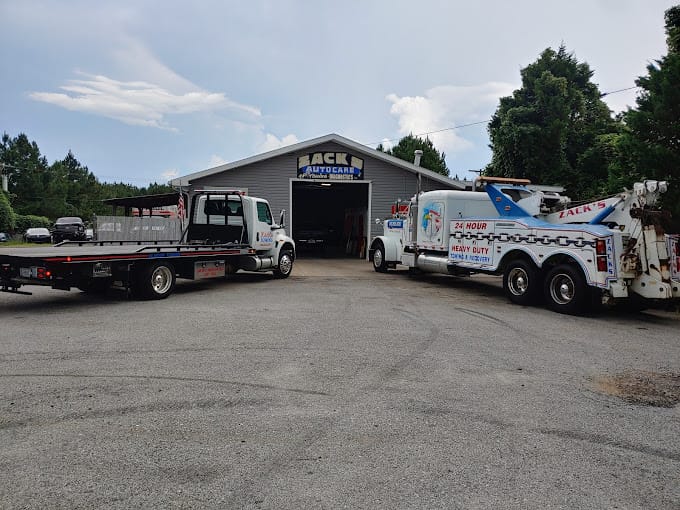 Zacks Towing LLC 1